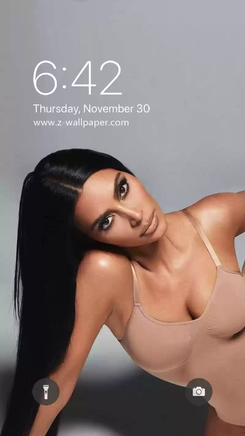 Kim Kardashian Fashion Mobile Phone Wallpapers