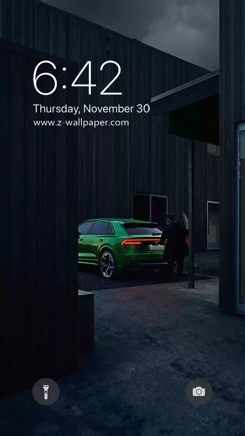 Audi RS Q8 Green Car Mobile Phone Wallpapers